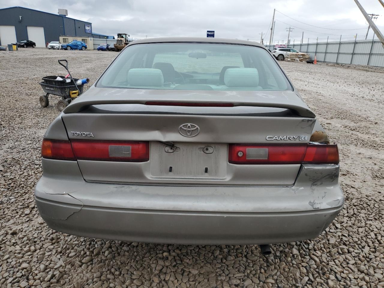 1997 Toyota Camry Ce VIN: 4T1BG22K9VU020936 Lot: 43583324