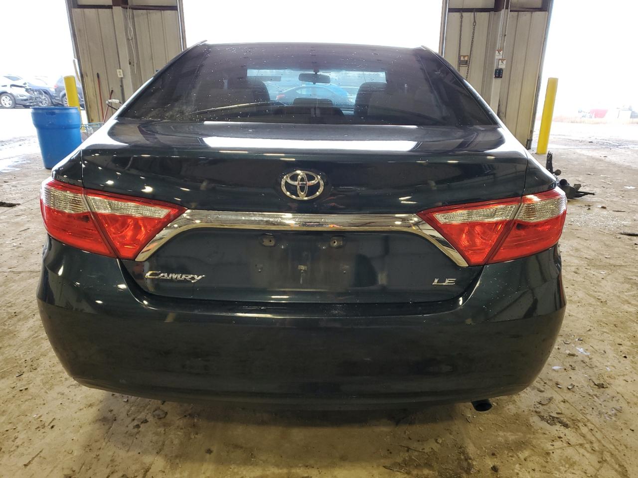 2015 Toyota Camry Le VIN: 4T1BF1FK8FU086760 Lot: 41169254