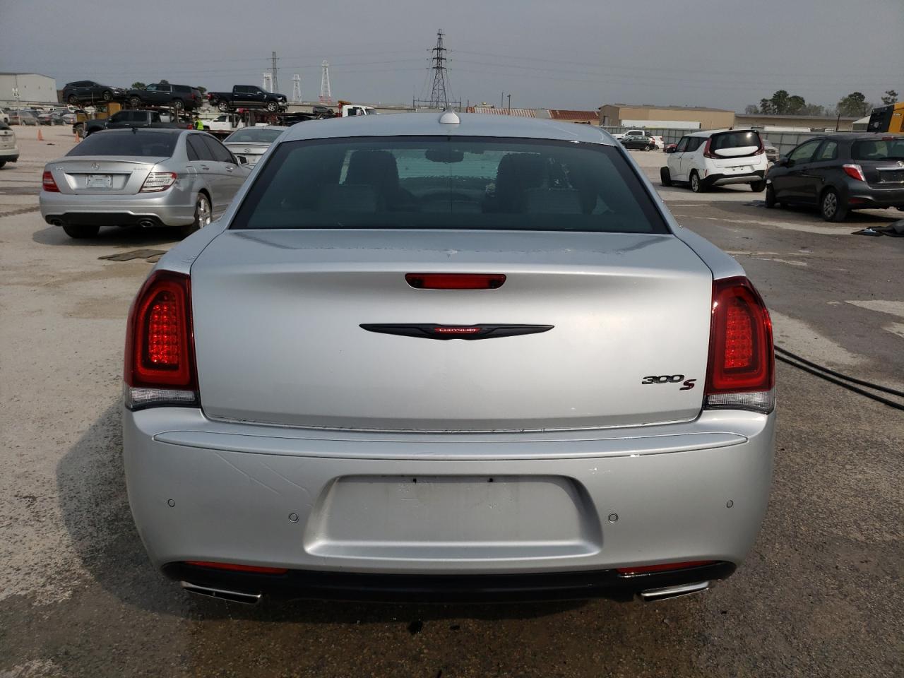 2023 Chrysler 300 S VIN: 2C3CCABG5PH569568 Lot: 44723974