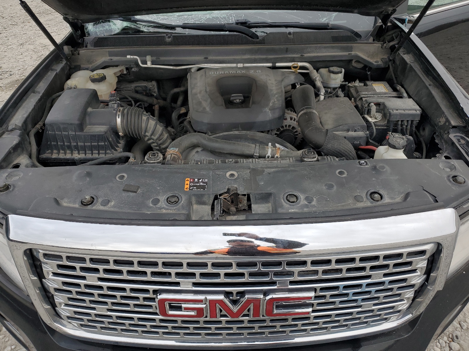 1GTP6EE18H1239278 2017 GMC Canyon Denali