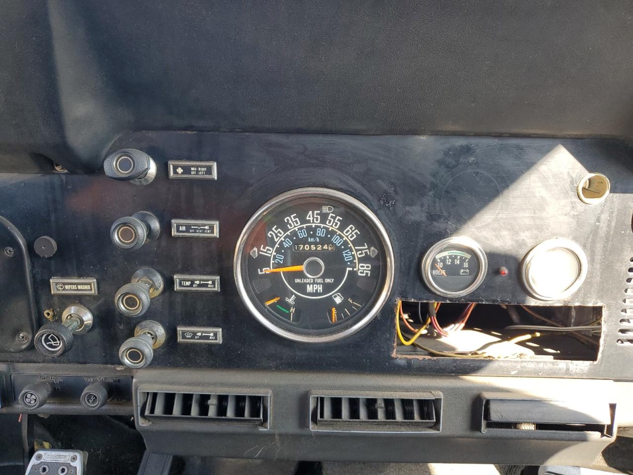 1986 Jeep Jeep Cj7 VIN: 1JCCF87E8GT085804 Lot: 42920074