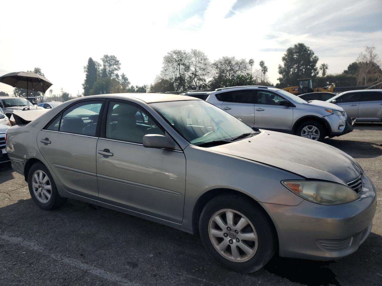 2005 Toyota Camry Le VIN: 4T1BE32K05U952132 Lot: 42979634