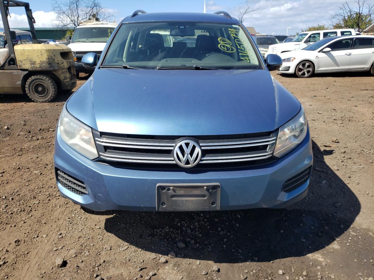 WVGAV7AX2HK025343 2017 Volkswagen Tiguan S