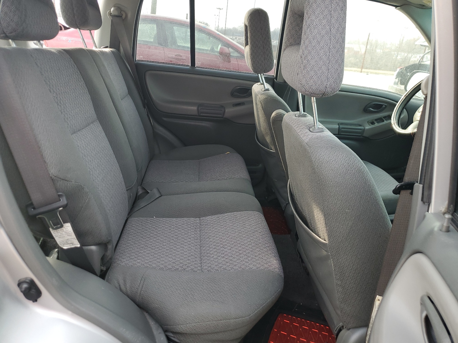 2CNBE134746916455 2004 Chevrolet Tracker