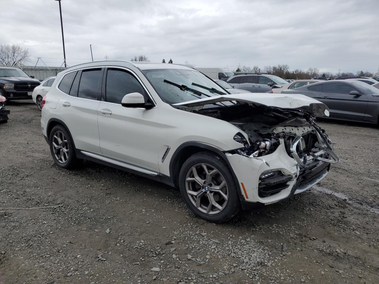 2021 BMW X3 xDrive30E VIN: 5UXTS1C06M9E83229 Lot: 42329924