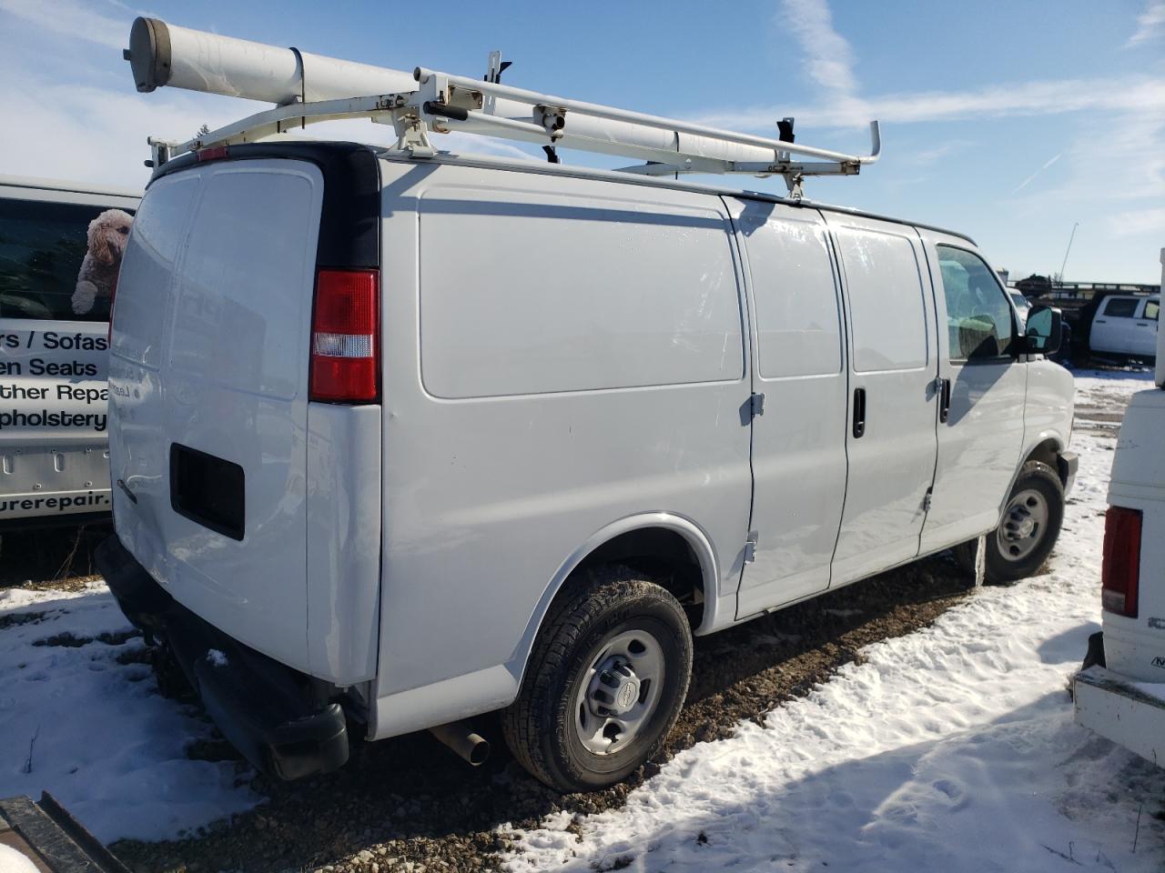 2018 Chevrolet Express G2500 VIN: 1GCWGAFP1J1292284 Lot: 79529493