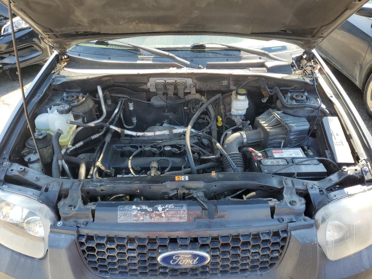 2005 Ford Escape Xls VIN: 1FMYU02Z05KB03154 Lot: 43415404