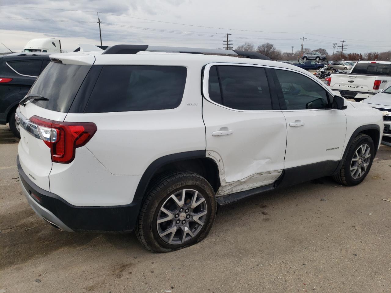 2020 GMC Acadia - Image 3