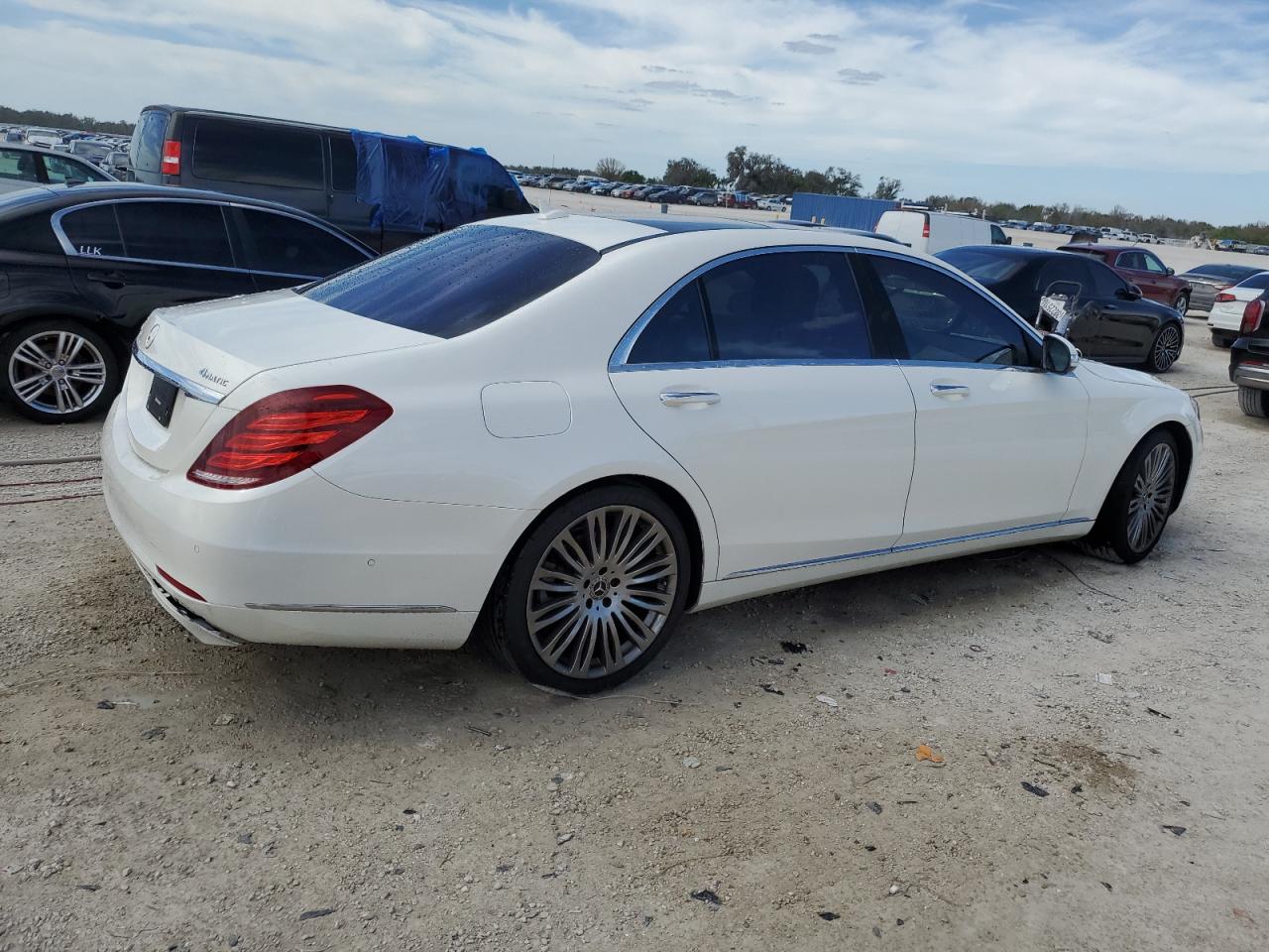 WDDUG8FB8HA331053 2017 Mercedes-Benz S 550 4Matic