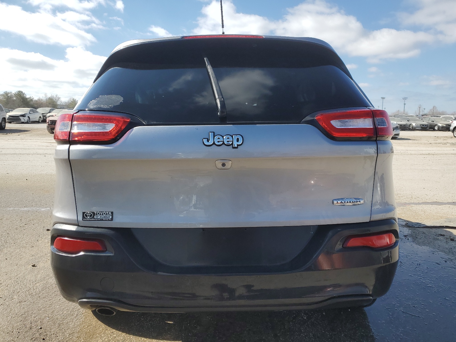 2015 Jeep Cherokee Latitude vin: 1C4PJLCB5FW661023