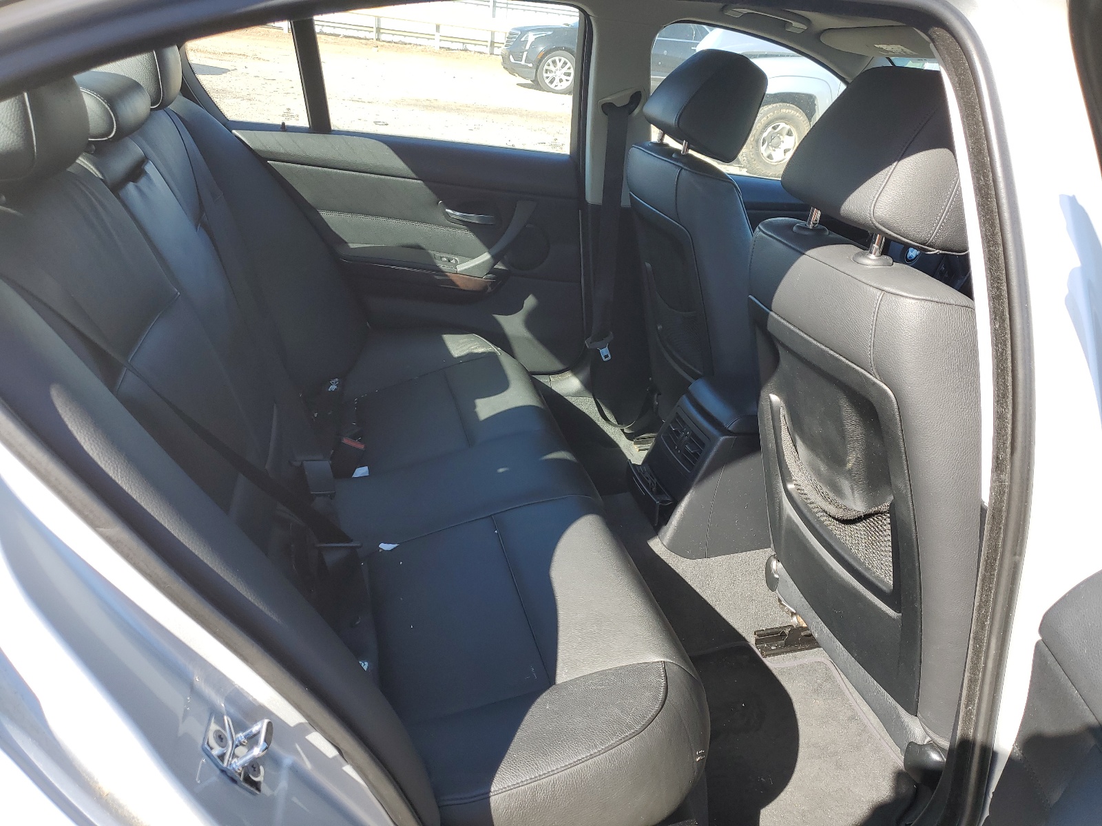 WBAVD53588A283166 2008 BMW 335 Xi