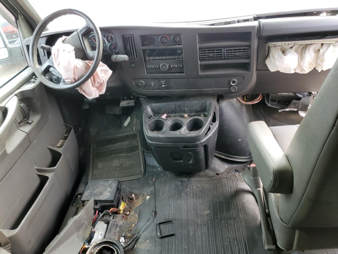 2013 Chevrolet Express G3500 VIN: 1GCZGUCG8D1153275 Lot: 44695844