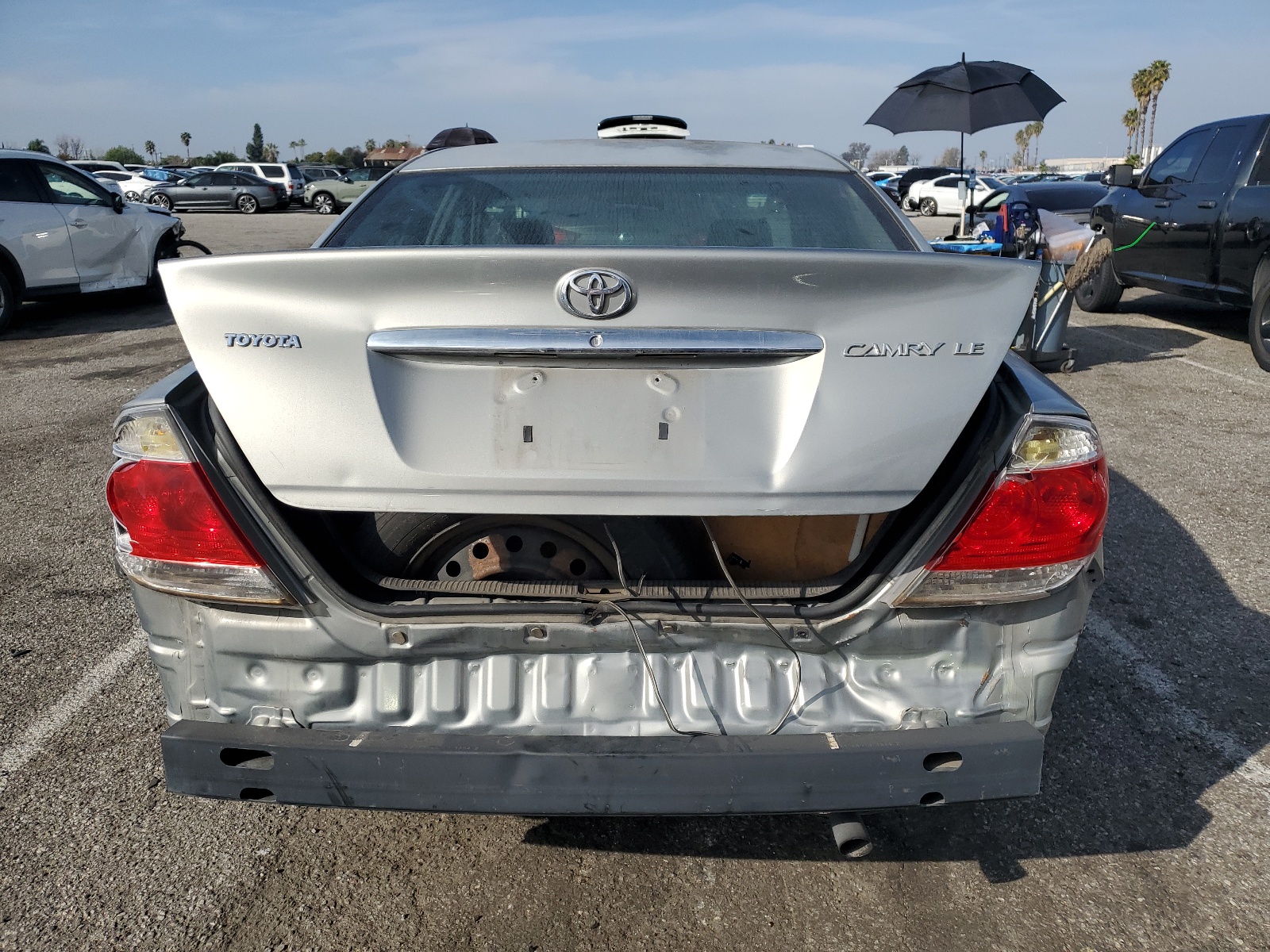 4T1BE32K05U952132 2005 Toyota Camry Le