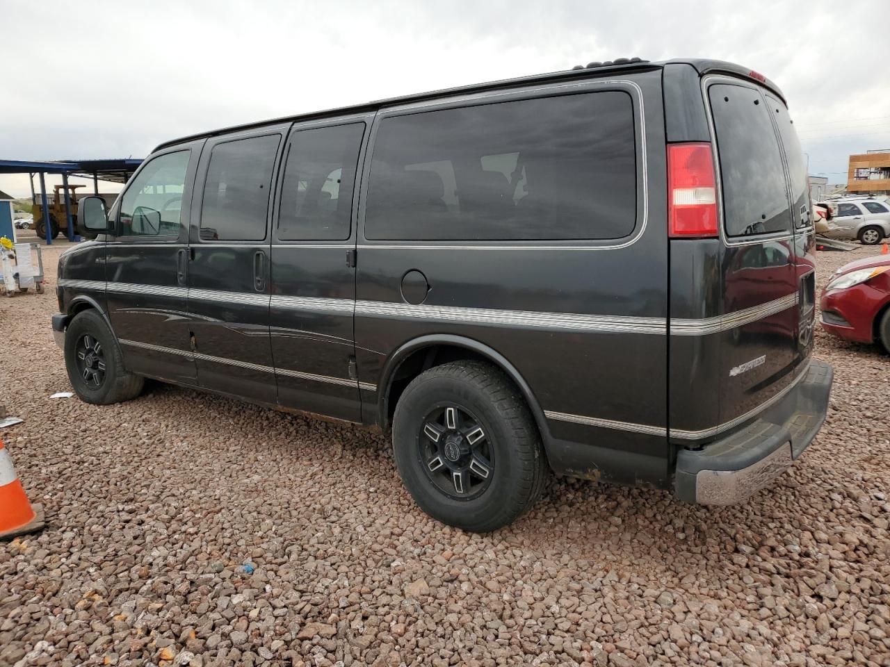 2003 Chevrolet Express G1500 VIN: 1GBFG15T331205569 Lot: 41508724