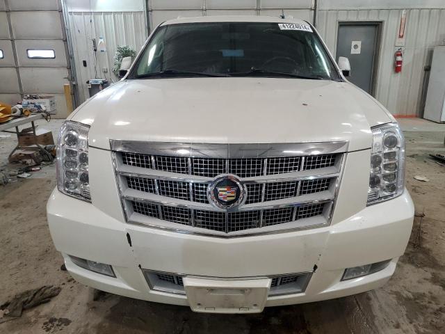  CADILLAC ESCALADE 2012 Белый