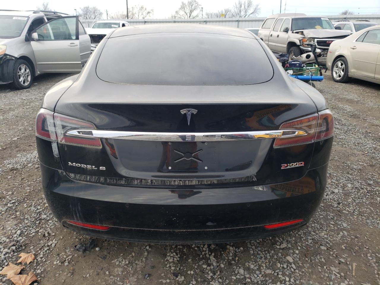 2018 Tesla Model S VIN: 5YJSA1E44JF272979 Lot: 43403914