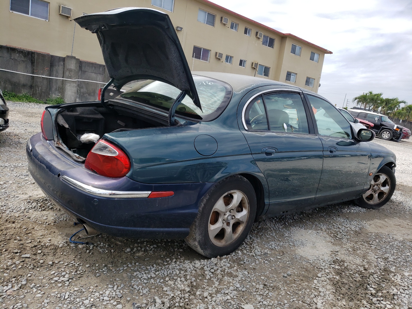 SAJDA01N02FM30167 2002 Jaguar S-Type