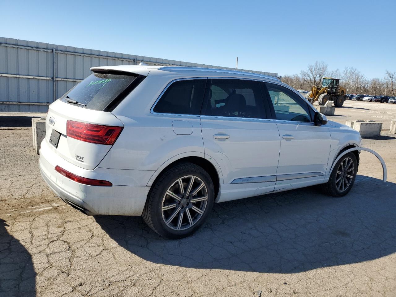 WA1VAAF7XHD029758 2017 Audi Q7 Prestige