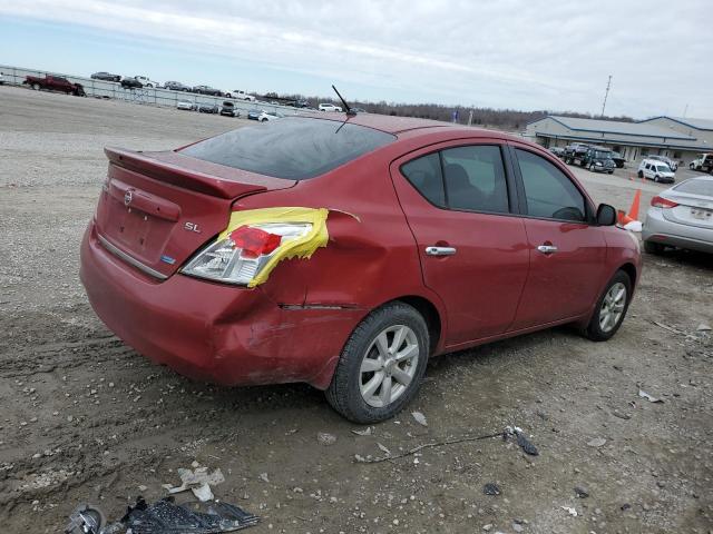 Sedans NISSAN VERSA 2013 Czerwony