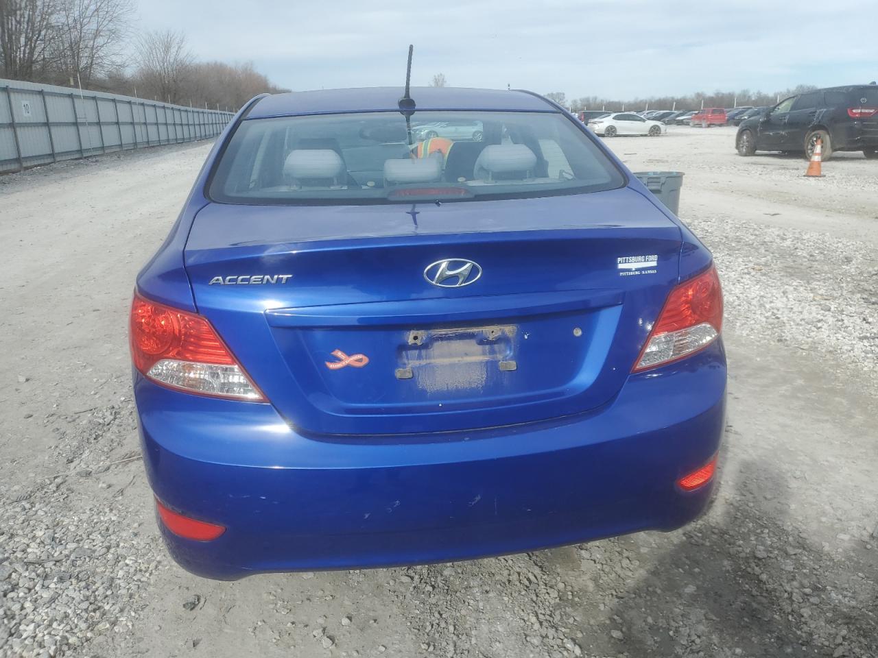 2014 Hyundai Accent - Image 6
