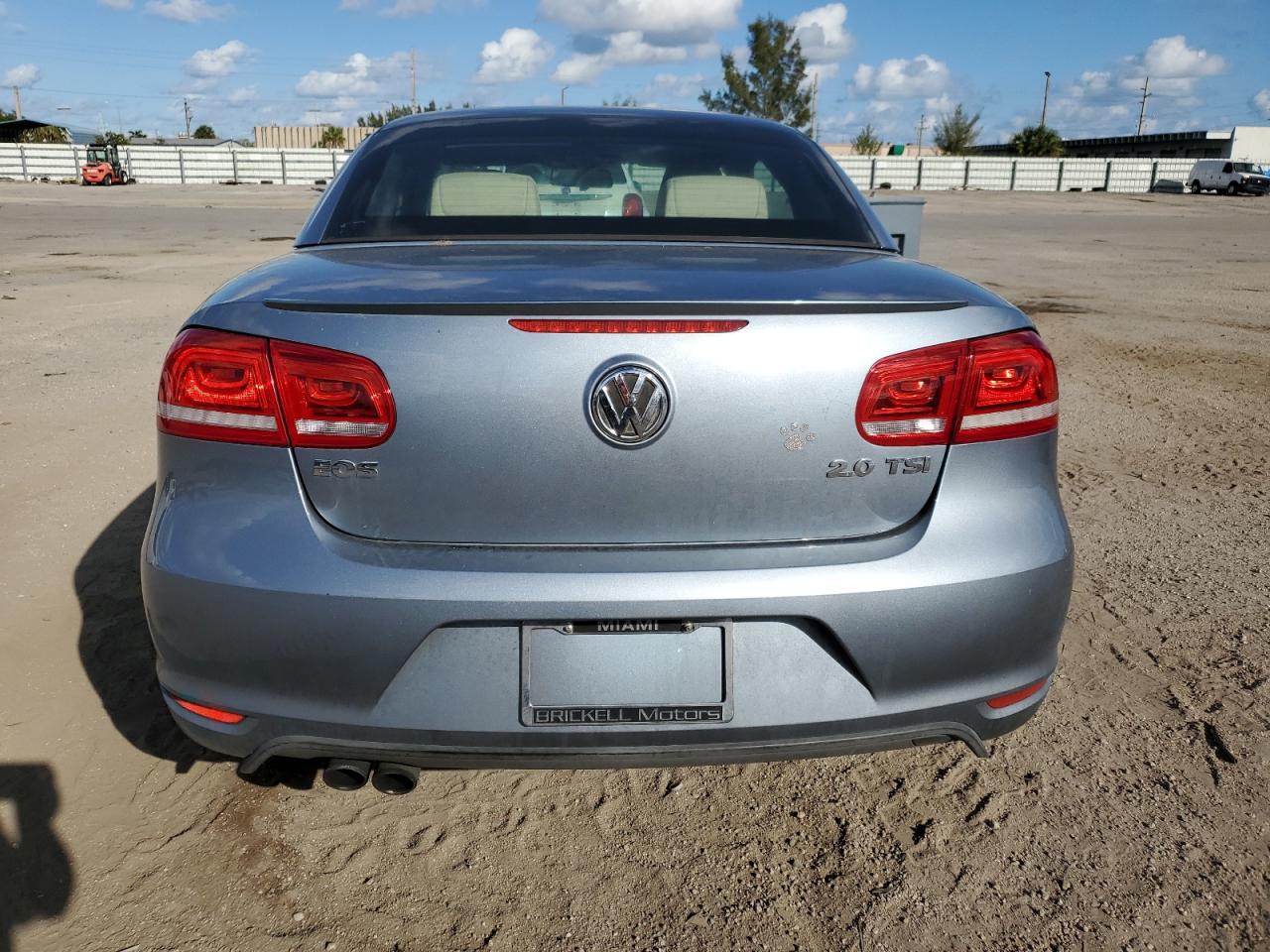 2014 Volkswagen Eos Komfort VIN: WVWBW8AH8EV004205 Lot: 71463194