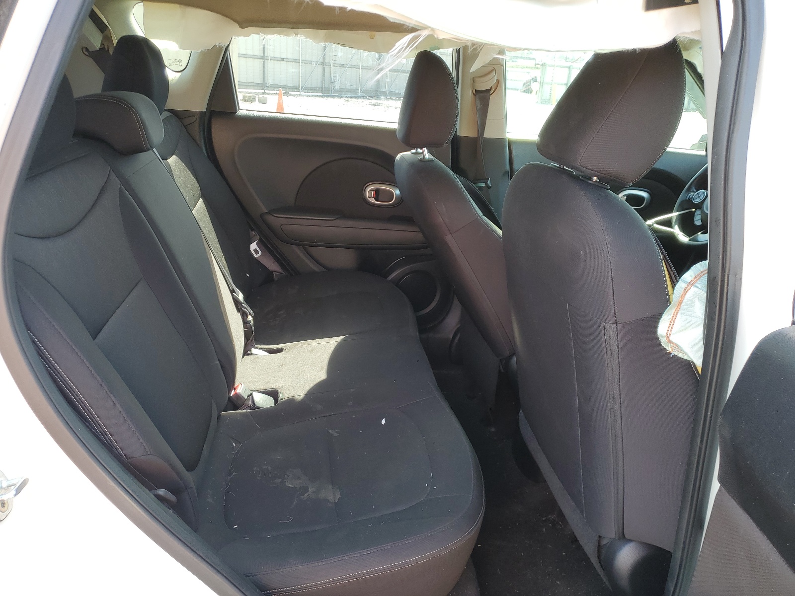 KNDJN2A28G7251190 2016 Kia Soul