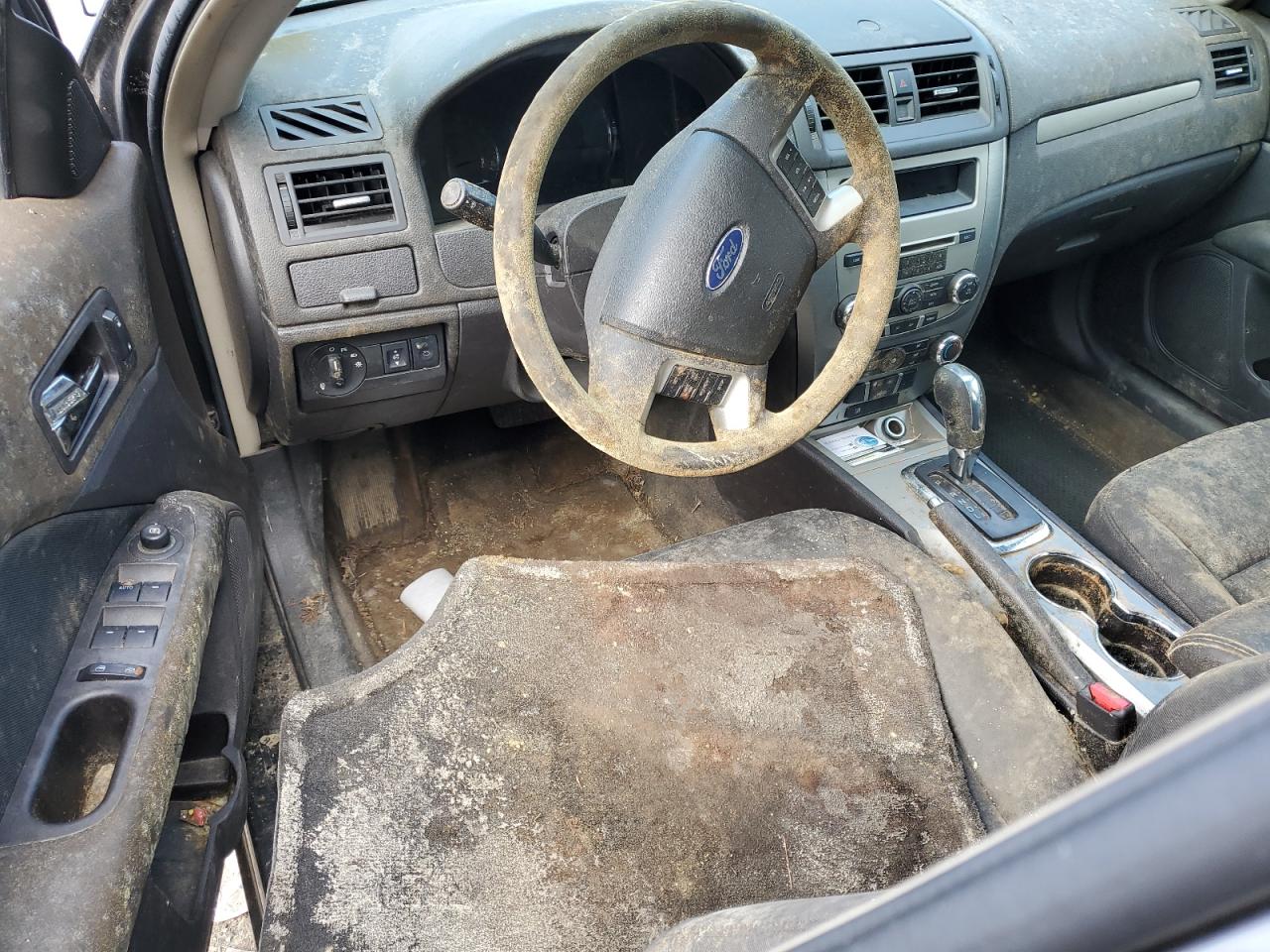 2011 Ford Fusion Se VIN: 3FAHP0HA8BR311132 Lot: 44478434