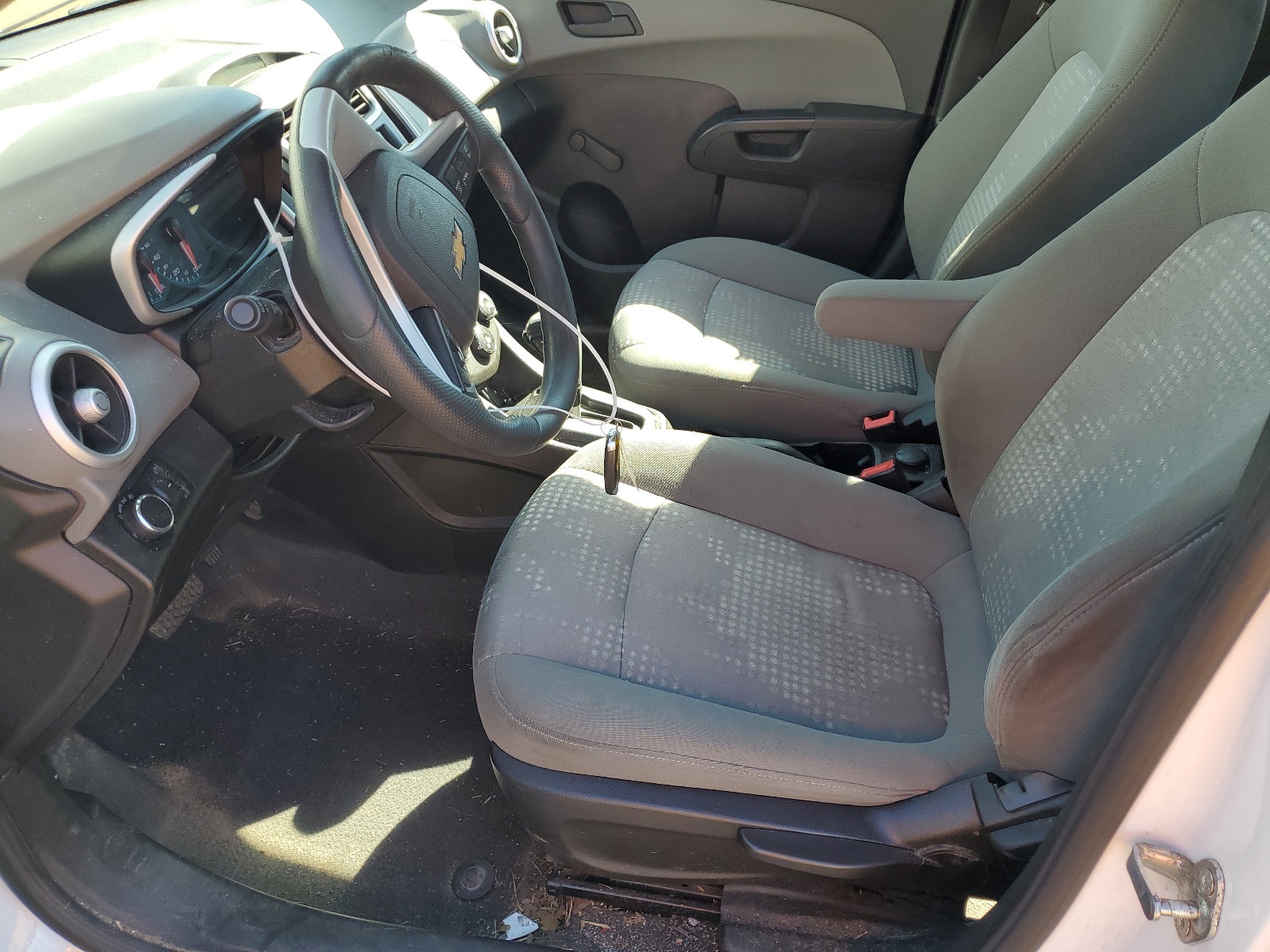 1G1JG6SB8K4137029 2019 Chevrolet Sonic