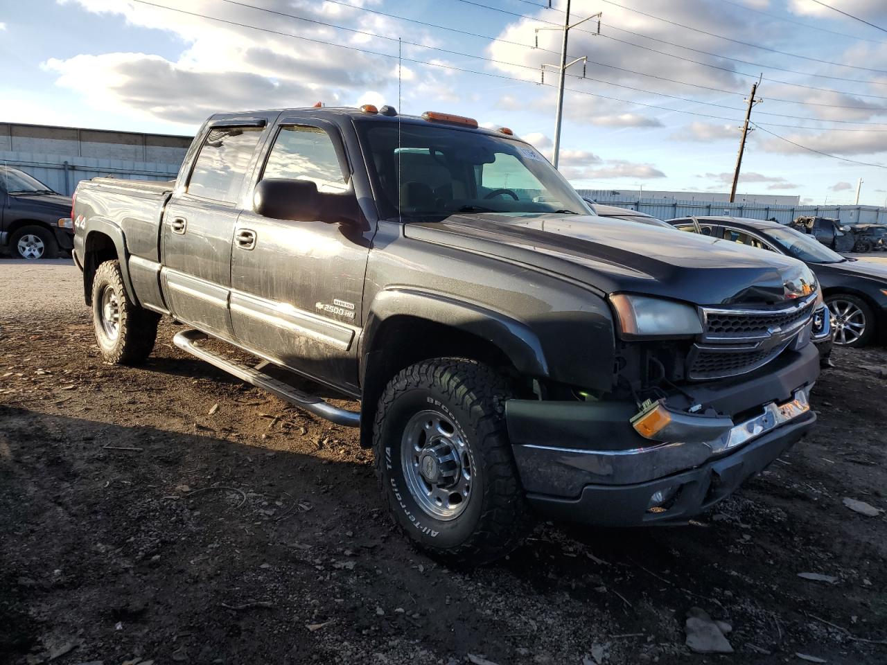 2005 Chevrolet Silverado - Image 4
