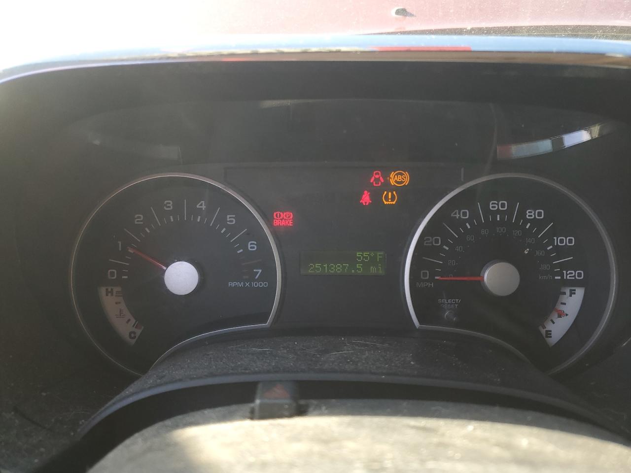2008 Ford Explorer Xlt VIN: 1FMEU63E18UA92739 Lot: 74454974