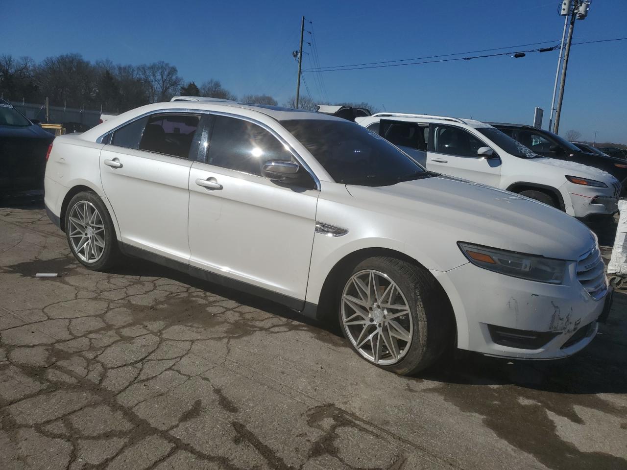 2013 Ford Taurus Limited VIN: 1FAHP2F8XDG131284 Lot: 42856884