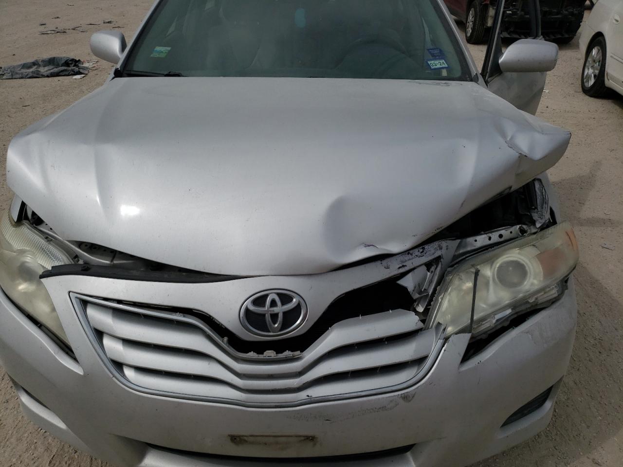 4T1BF3EK1BU126474 2011 Toyota Camry Base