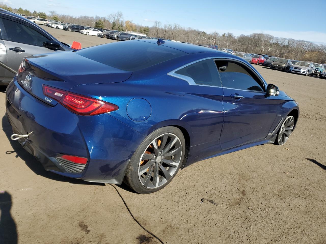 JN1EV7EL7HM550533 2017 Infiniti Q60 Premium