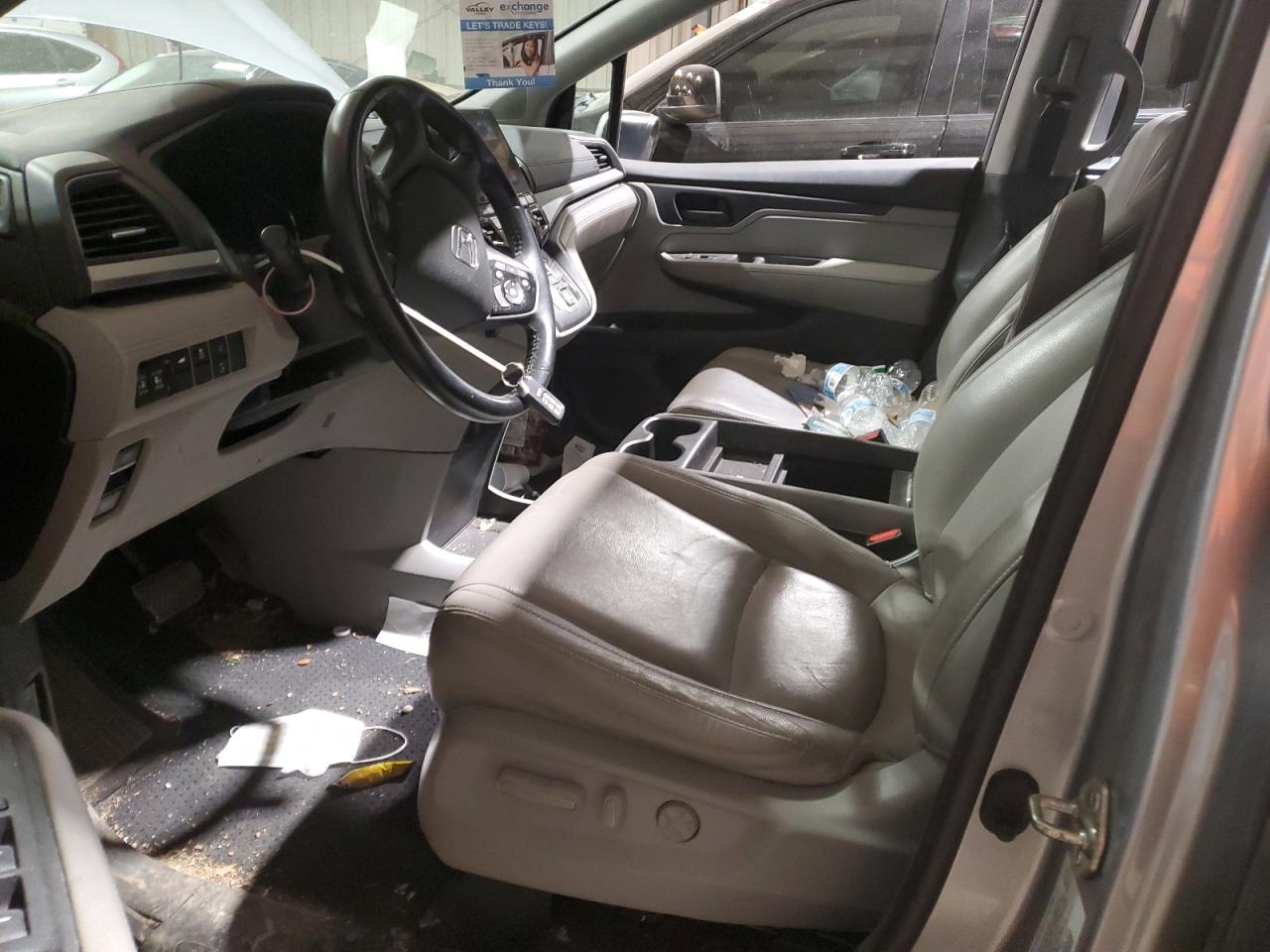 5FNRL6H7XKB055790 2019 Honda Odyssey Exl