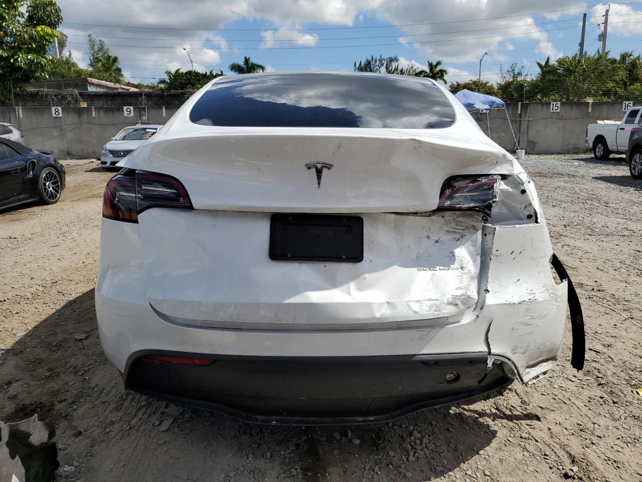 7SAYGAEE3PF603077 2023 Tesla Model Y