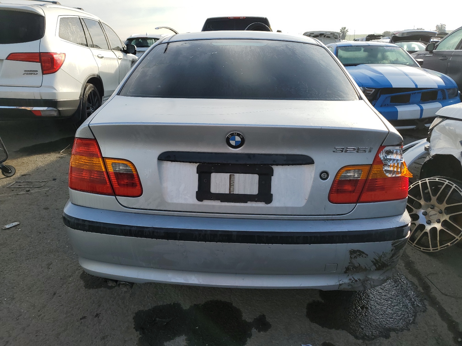 WBAEV53462KM23284 2002 BMW 330 I