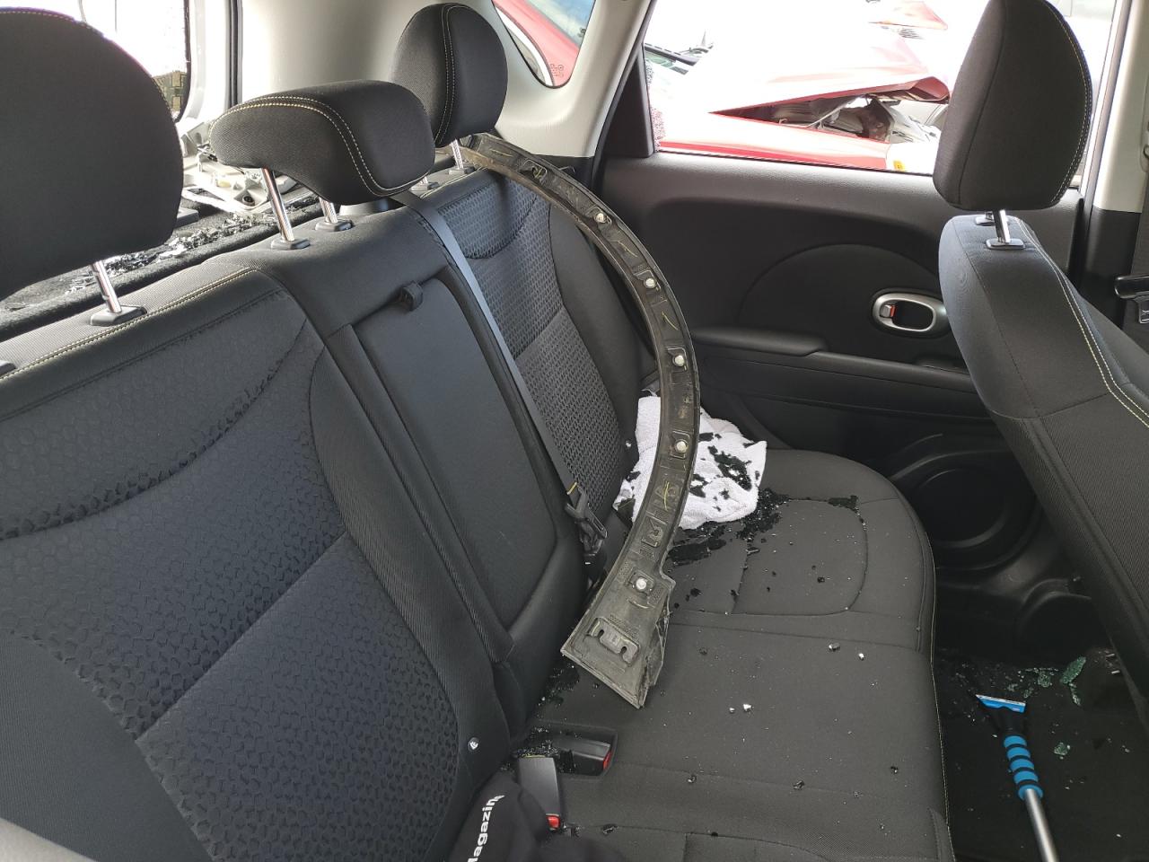 KNDJP3A58E7738168 2014 Kia Soul +