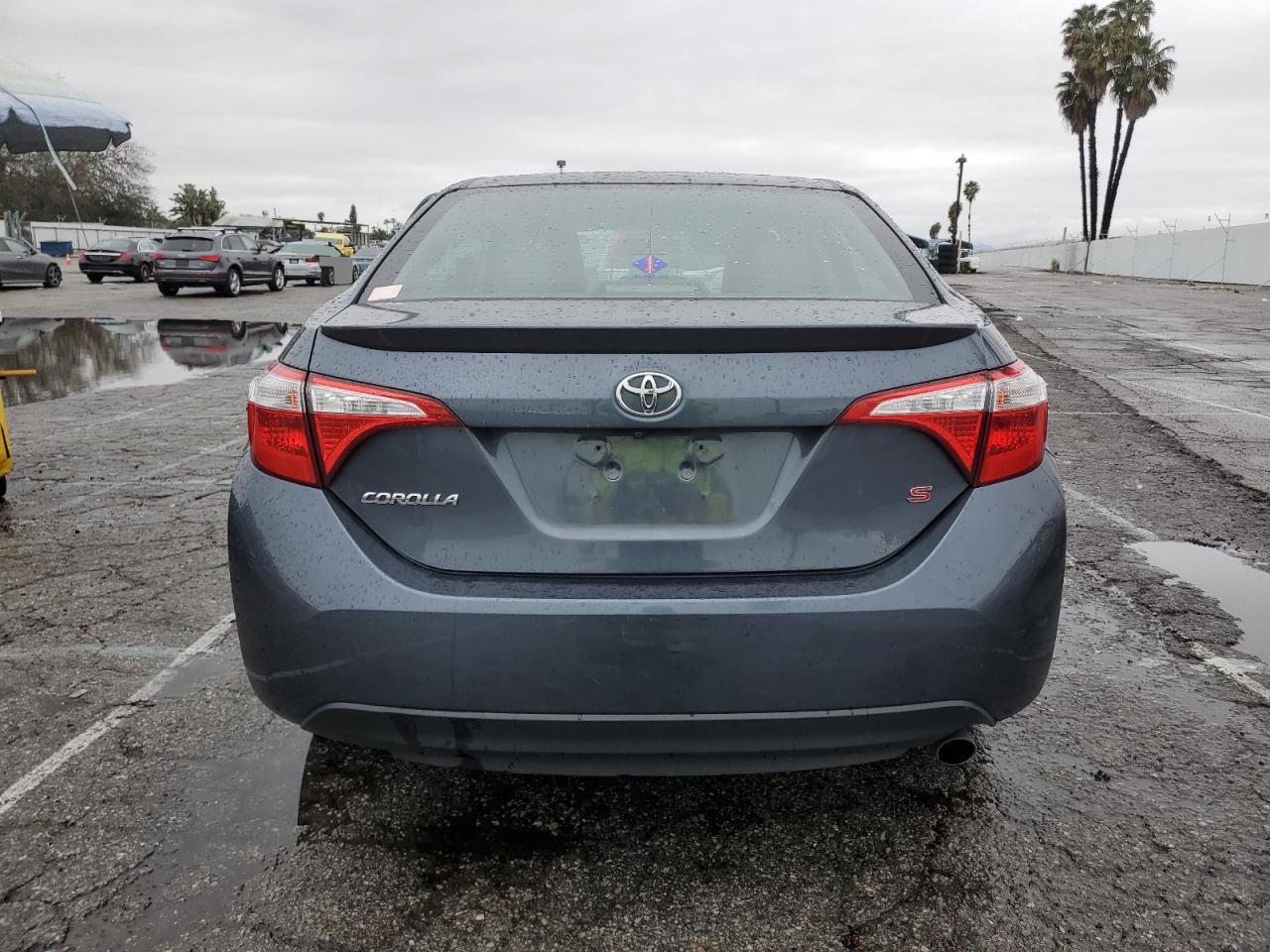 2015 Toyota Corolla L VIN: 2T1BURHE8FC419391 Lot: 40701564