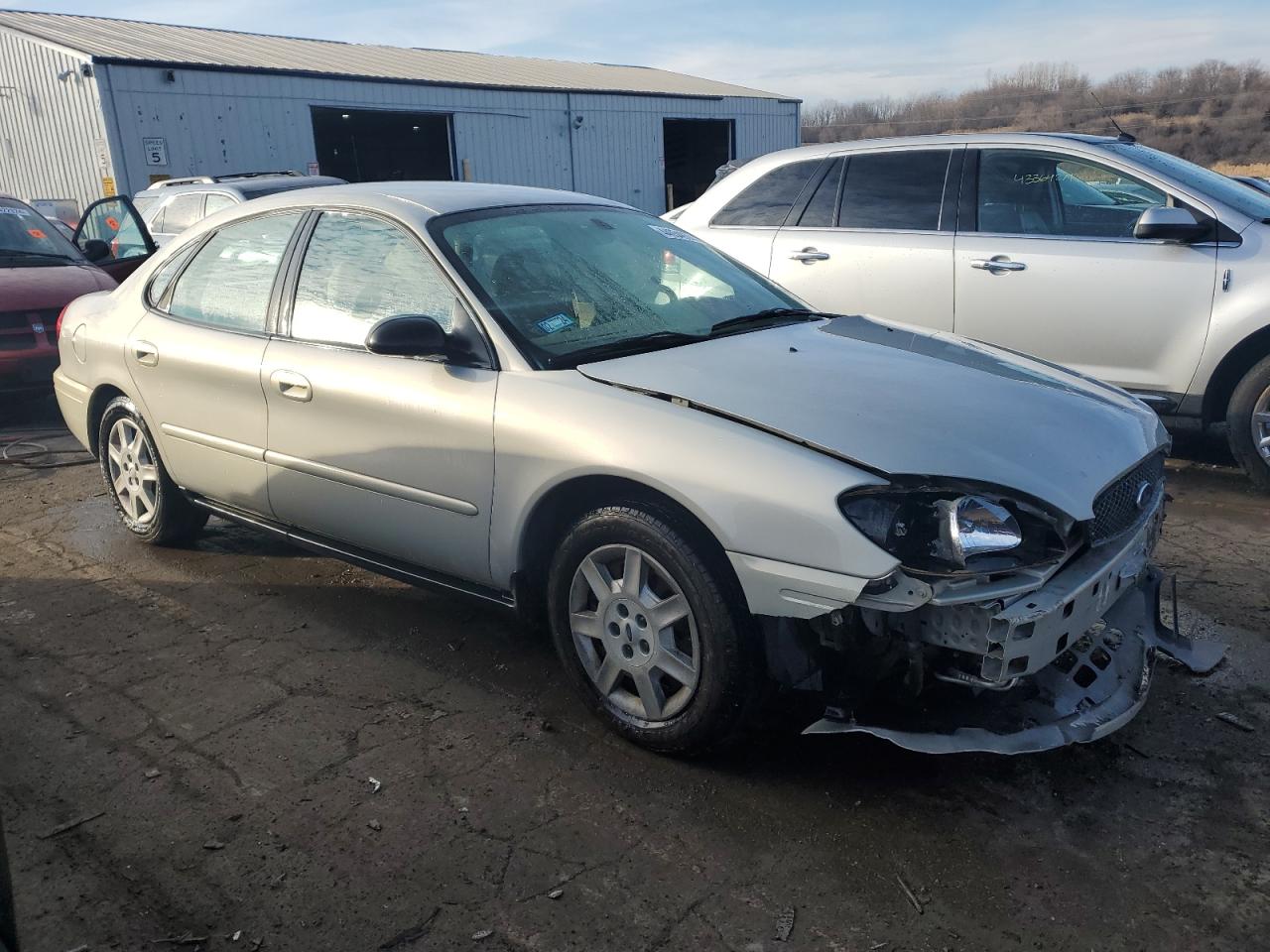 2006 Ford Taurus Se VIN: 1FAFP53296A220620 Lot: 44054974