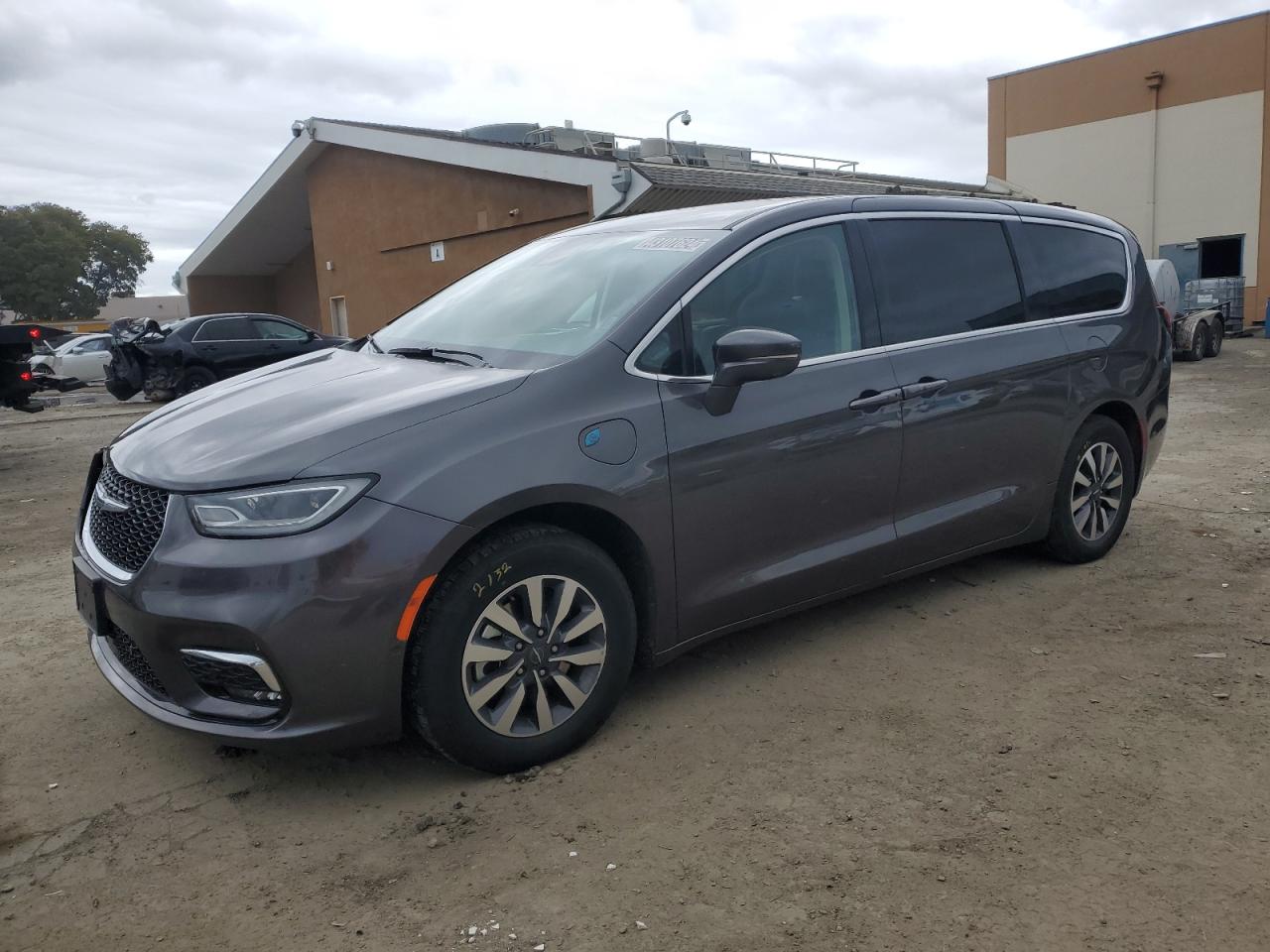 2022 Chrysler Pacifica Hybrid Touring L VIN: 2C4RC1L75NR123383 Lot: 43107624