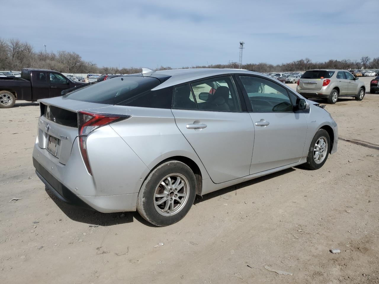 JTDKBRFU0J3600308 2018 Toyota Prius