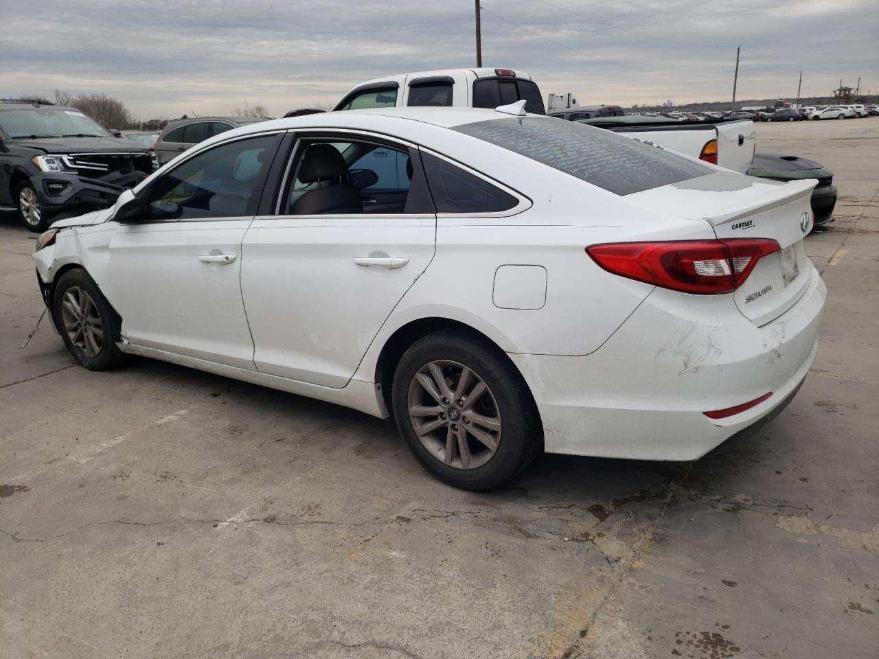 2015 Hyundai Sonata - Image 2