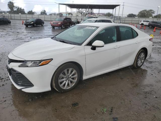  TOYOTA CAMRY 2019 Biały