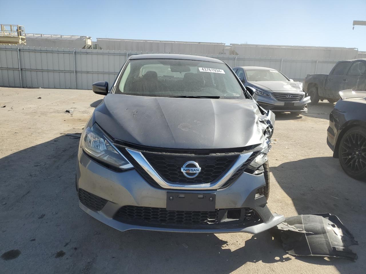 3N1AB7AP1JY252580 2018 Nissan Sentra S