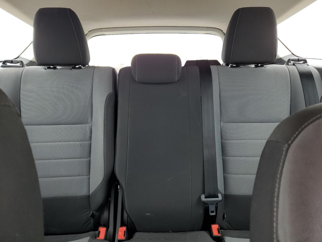 2017 Ford Escape S VIN: 1FMCU0F7XHUA50135 Lot: 42008124