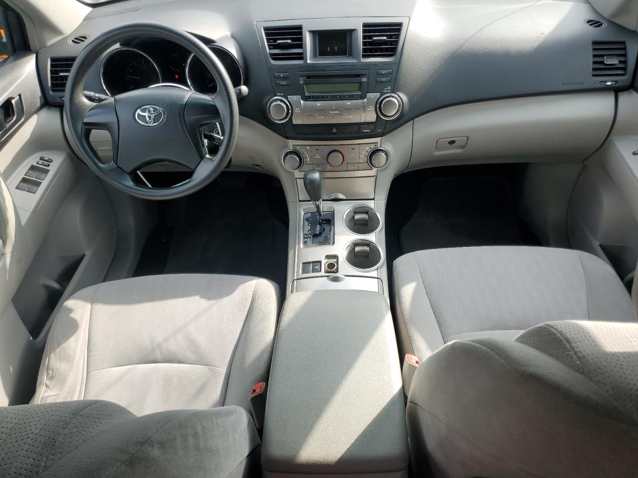 2011 Toyota Highlander Base VIN: 5TDZA3EH2BS011893 Lot: 44758804