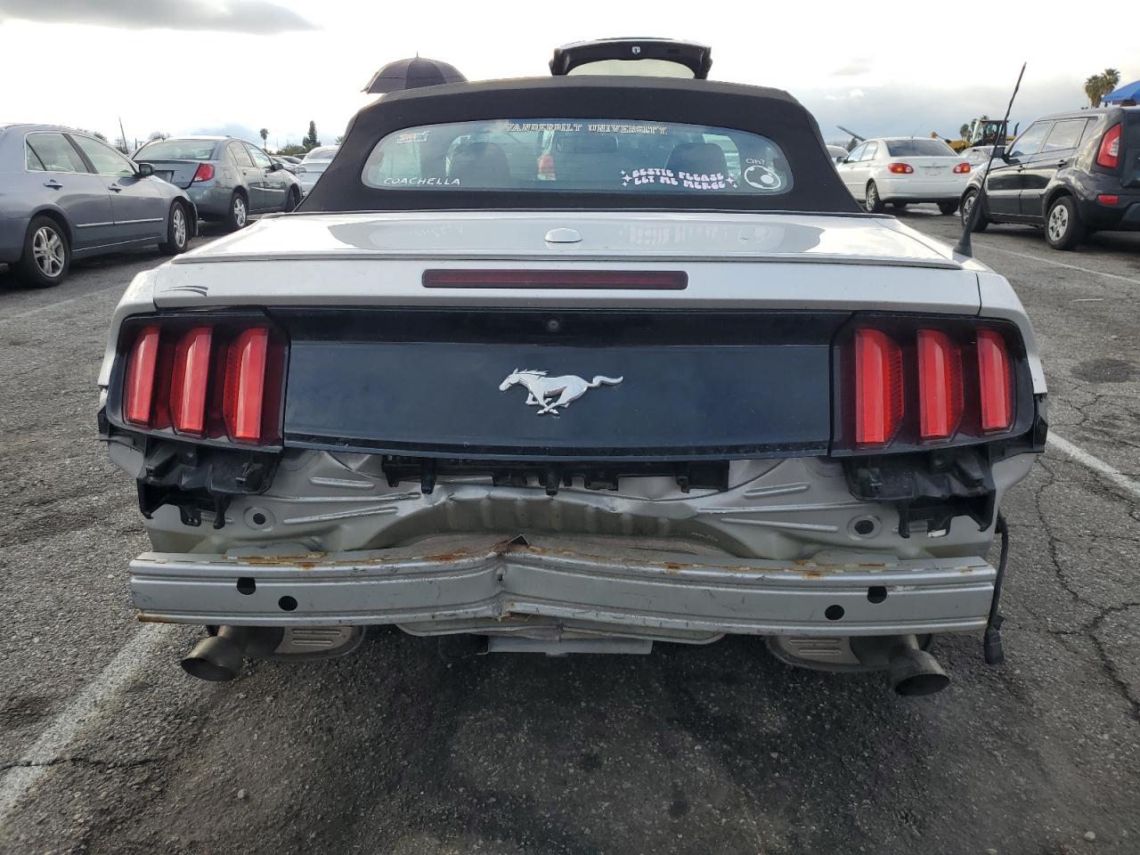 1FATP8UH3G5284718 2016 Ford Mustang