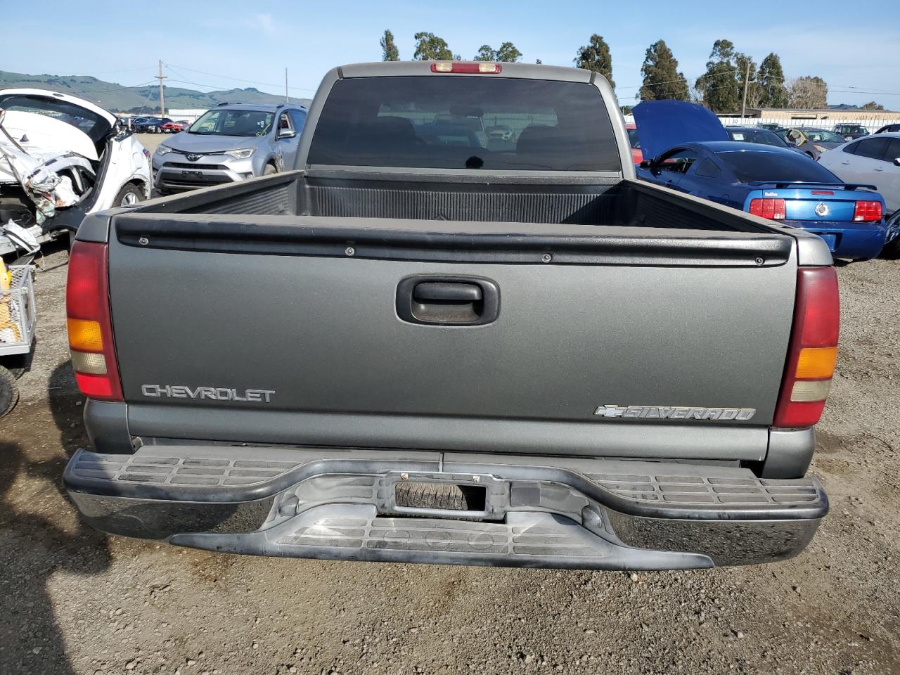 2002 Chevrolet Silverado C1500 VIN: 2GCEC19W921232582 Lot: 42869014