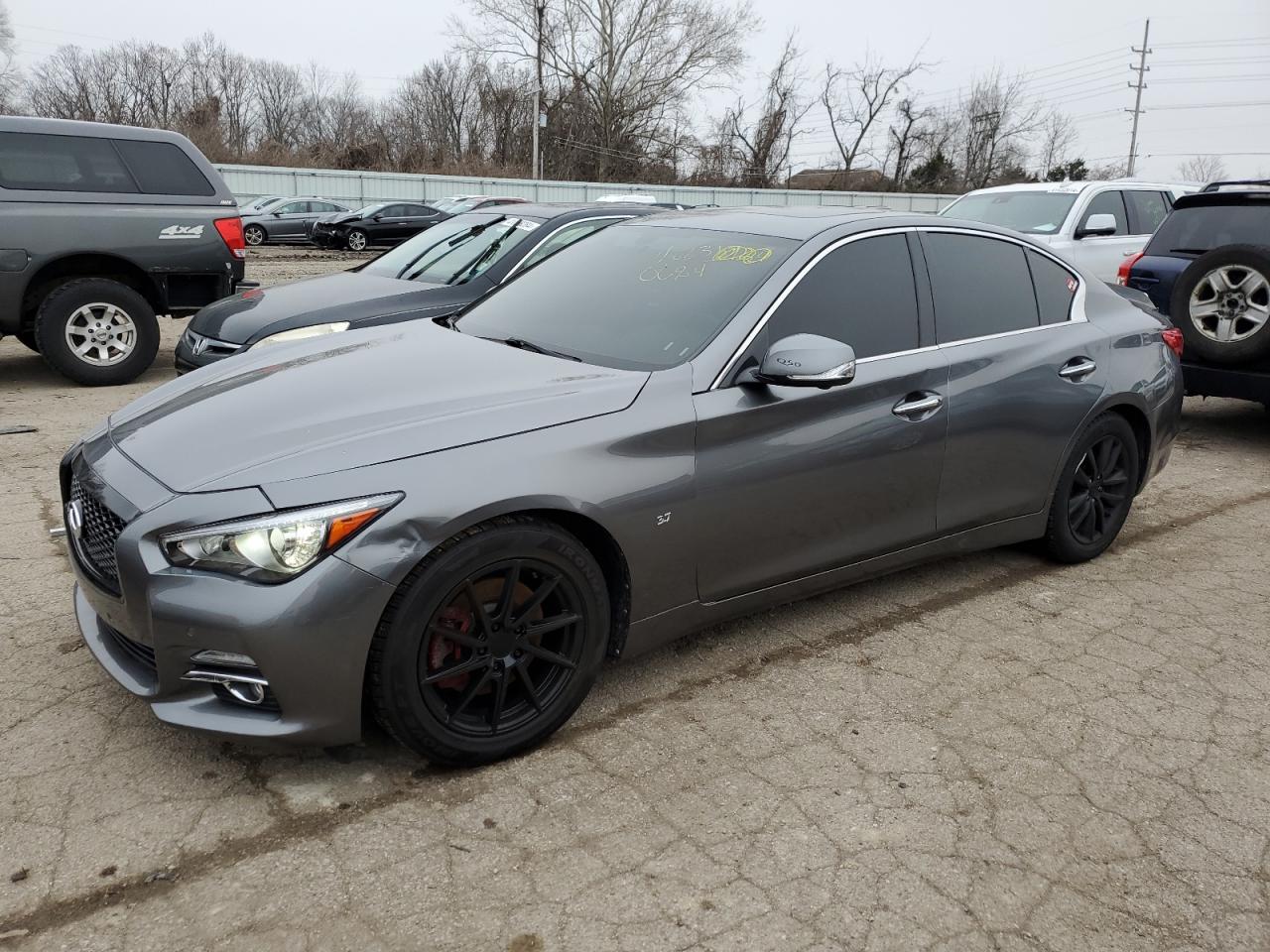 2015 INFINITI Q50