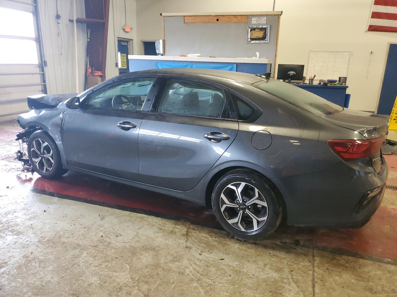 3KPF24AD4ME303891 2021 Kia Forte Fe